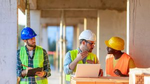 How Do Temporary Construction Job Agencies Compare to Permanent Recruiters