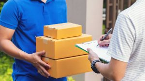 Why Is It Important to Choose the Right Courier Services in London