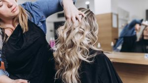 Why Is London the Perfect Place for Beauty Salons