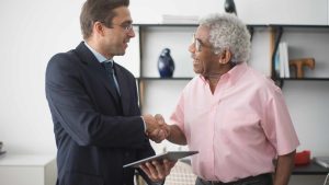 How Do Customer Reviews Impact Health Insurance Choices