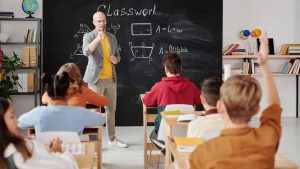 How to Select the Right Teacher Recruitment Agency in London