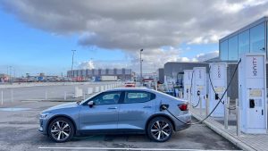 How Do Electric Car Companies in London Contribute to Urban Sustainability