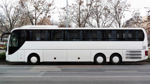 How Should Travellers Choose the Right Coach Company