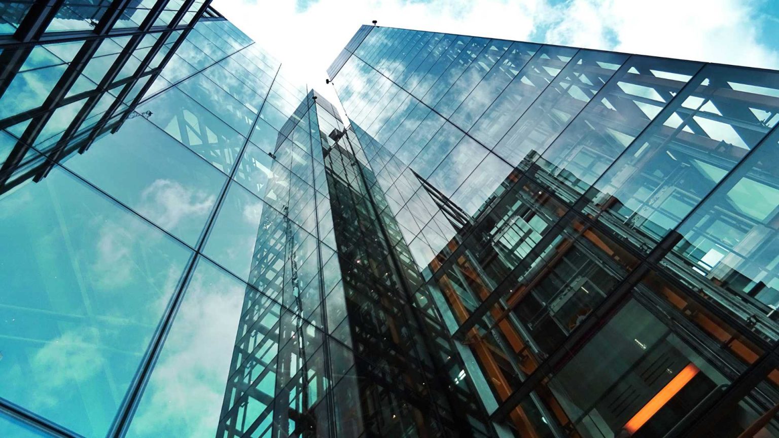 Top 10 Fortune 500 Companies in London | Industry Icons