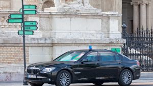 What Services Do the Best BMW Warranty Providers Offer