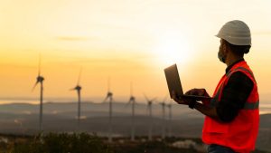 How Can Clients Choose the Best Renewable Engineering Company in London