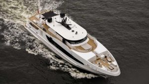 What Services Do London’s Yacht Companies Offer for Tourists and Locals