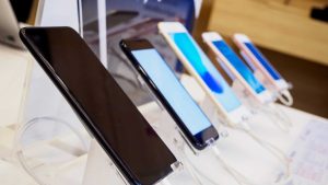 Are There Affordable Yet Reliable Phone Shops in London