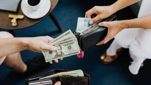 Who Offers the Fastest International Transfers from London