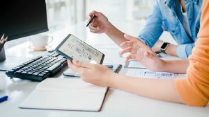 Are There Industry-Specific Content Marketing Agencies in London