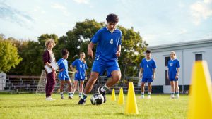 Can Football Coaching Companies Help Players Go Professional