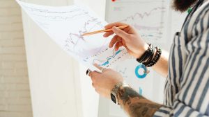 What Are the Benefits of Hiring a Professional for Annual Reporting