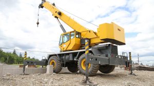 What Are the Key Safety Regulations for Crane Hire in the UK