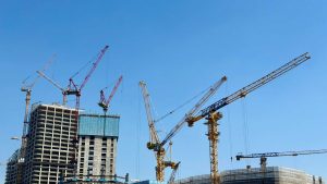 What Should You Look for When Choosing a Crane Company in London